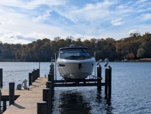2021 Cruisers Yachts 38 GLS I/O for sale - photo 4