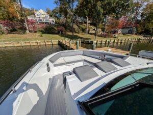 2021 Cruisers Yachts 38 GLS I/O for sale - photo 8
