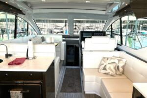 2021 Cruisers Yachts 50 Cantius for sale - photo 6