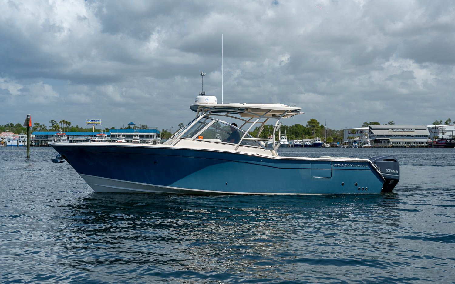 2021 Grady-White Freedom 307 for sale