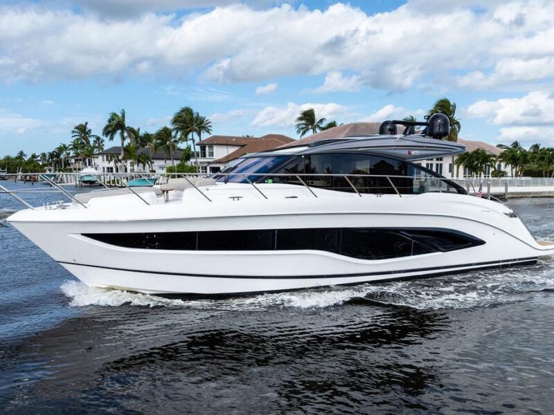 2021 Princess V55