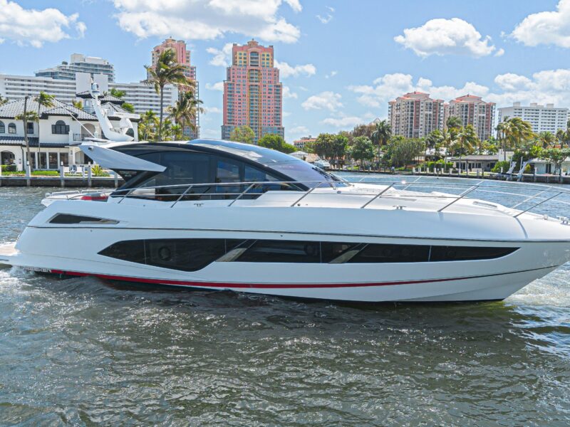 2021 Sunseeker Predator 60 EVO