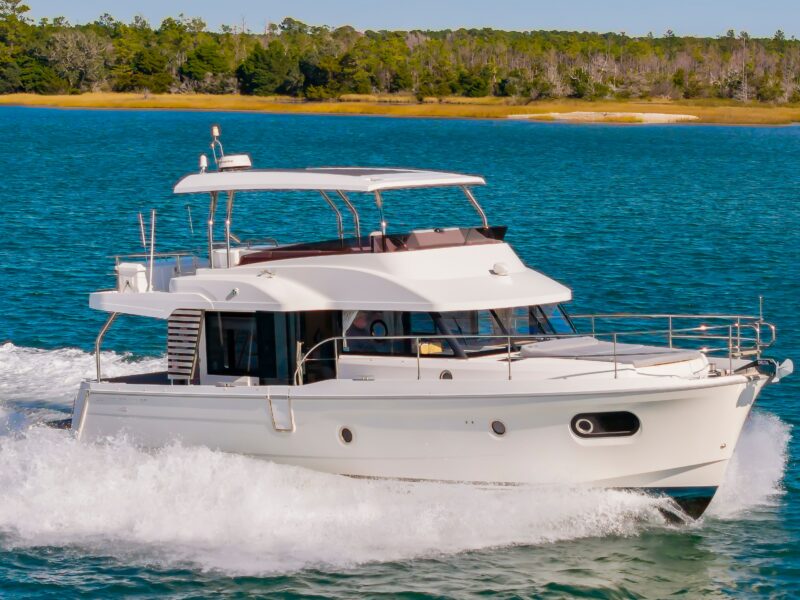 2022 Beneteau Swift Trawler 48