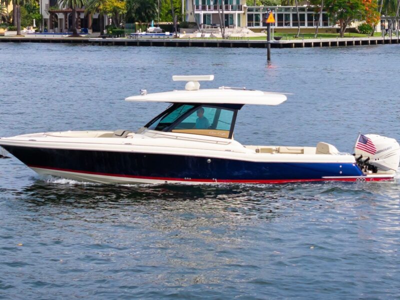 2022 Chris-Craft Calypso 35