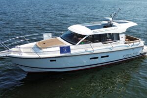 2022 Nimbus 365 Coupe for sale