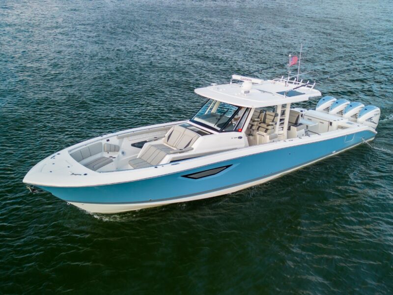 2022 Pursuit S 428 Sport