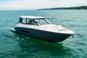 2022 Regal 36 Grande Coupe for sale - photo 8