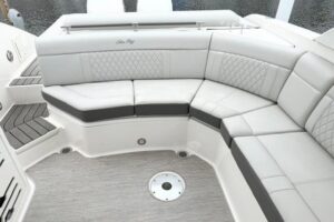 2022 Sea Ray SLX 310 Outboard for sale - photo 8