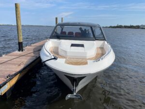 2023 Bavaria Vida 33 for sale - photo 4