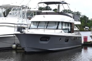 2023 Beneteau Swift Trawler 41 Fly for sale