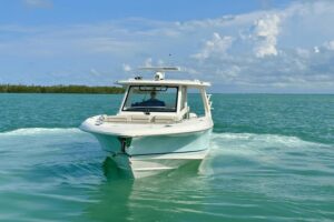 2023 Boston Whaler 350 Realm for sale - photo 5