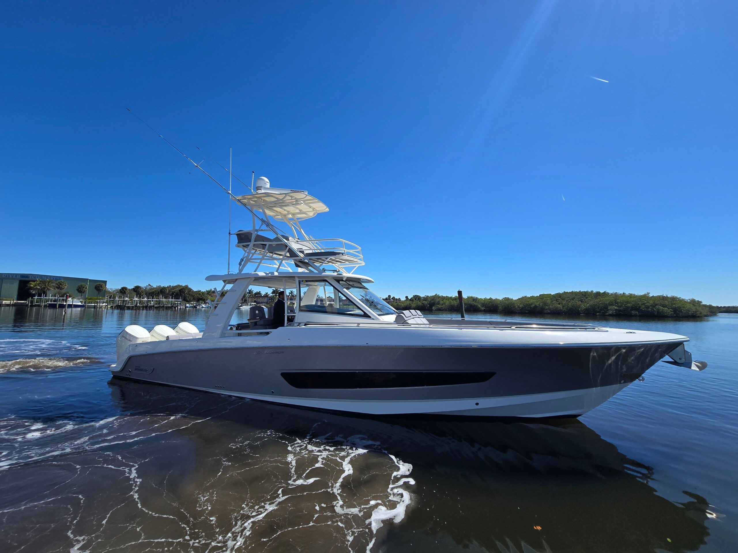 2023 Boston Whaler 420 Outrage for sale