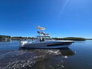2023 Boston Whaler 420 Outrage for sale - photo 2
