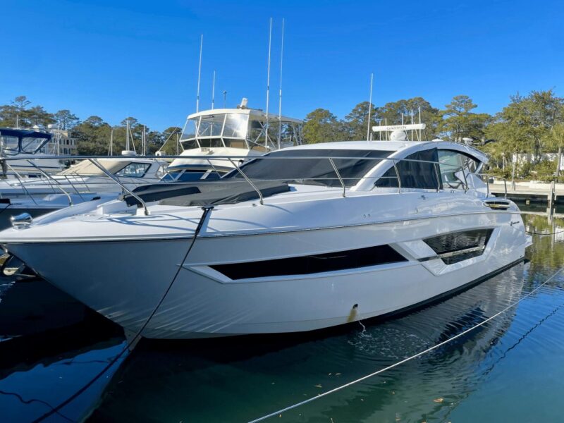 2023 Cruisers Yachts 46 Cantius
