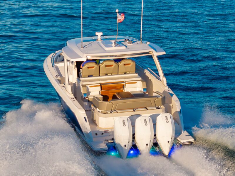 2023 Tiara Yachts 38 LS