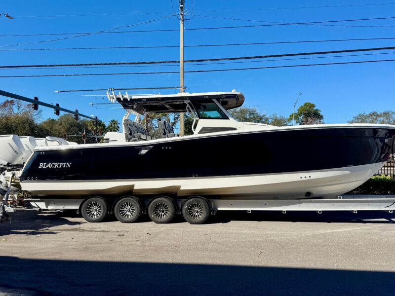 2024 Blackfin 400 CC