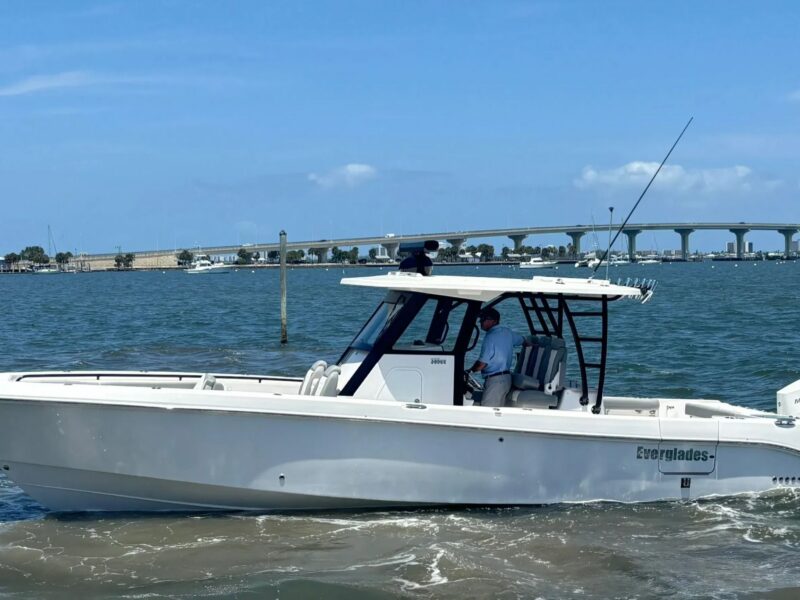 2024 Everglades 365 CC