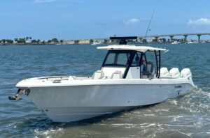 2024 Everglades 365 CC for sale - photo 3
