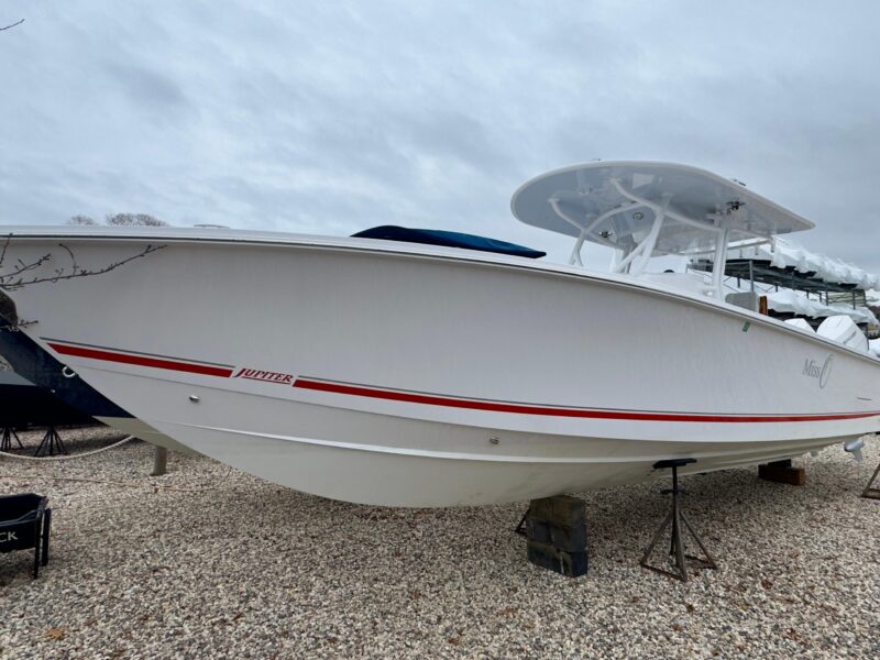 2024 Jupiter 32 FS