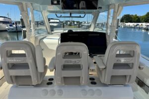 2025 Boston Whaler 420 Outrage for sale - photo 3