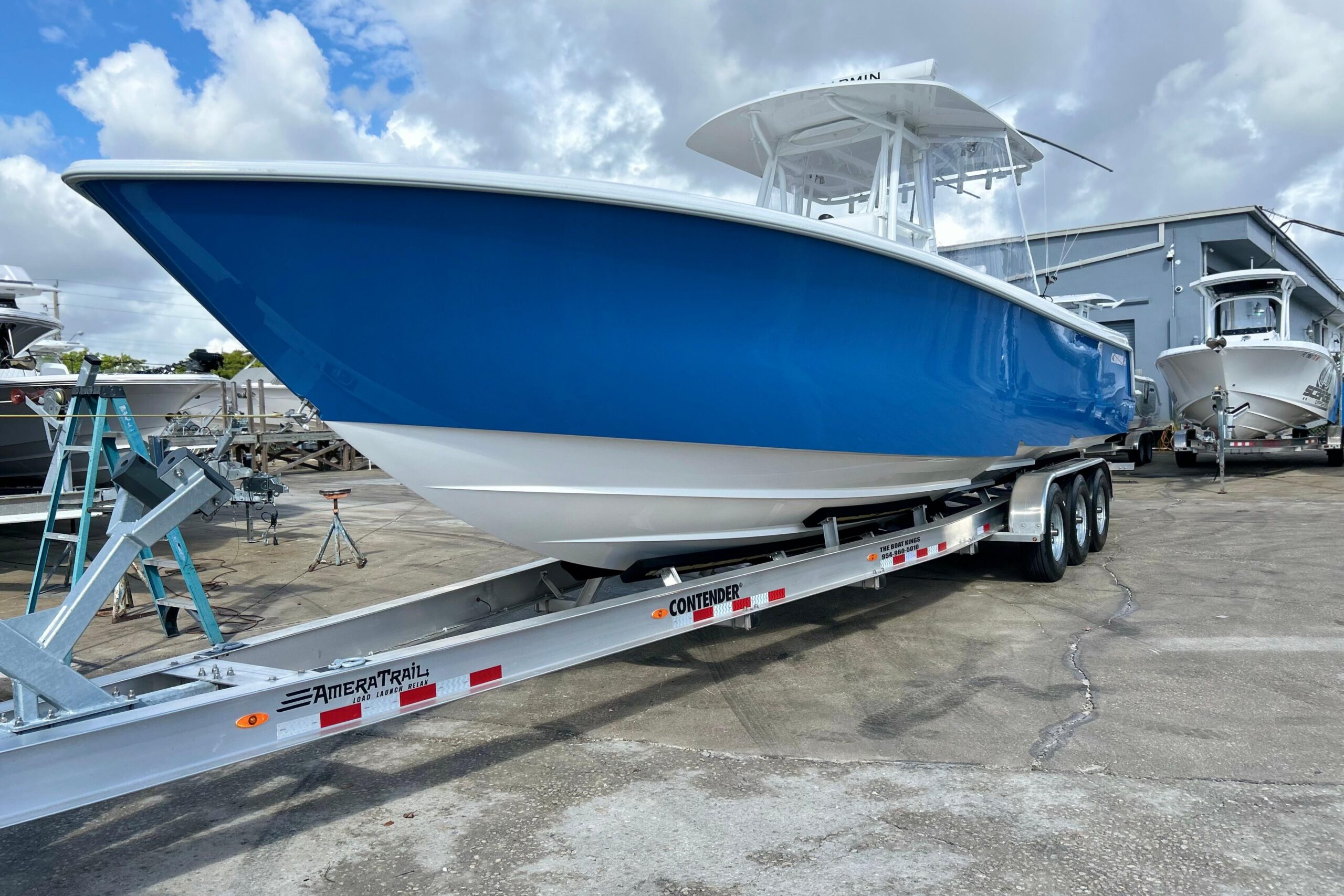 2025 Contender 35 ST for sale