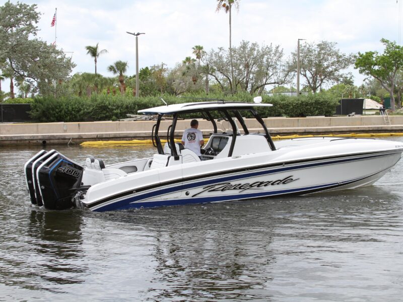 2025 Renegade 33 Open