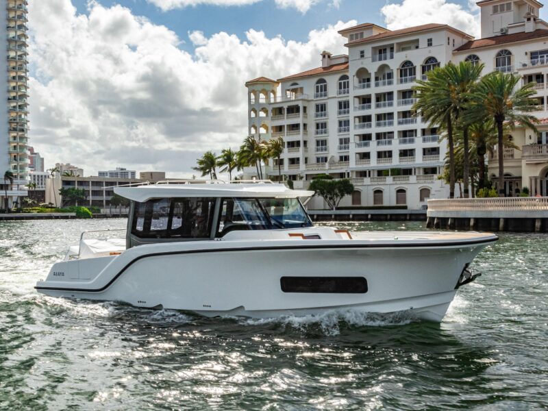 2026 Aiata Wayfinder 38 Cabin