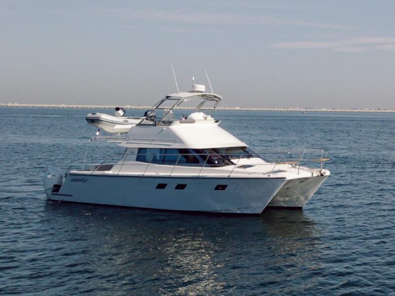2026 ArrowCat 420 Flybridge