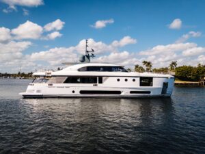 2026 Azimut Magellano 30M for sale - photo 3