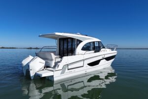 2026 Beneteau Antares 11 for sale - photo 5