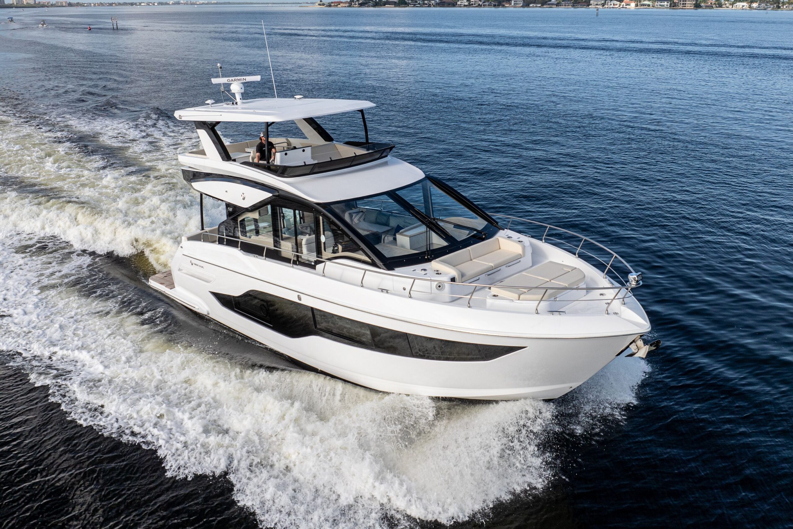 2026 Cruisers Yachts 50 Fly for sale