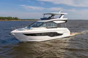 2026 Cruisers Yachts 50 Fly for sale - photo 3