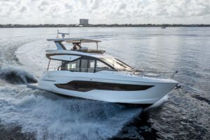 2026 Cruisers Yachts 50 Fly for sale - photo 6