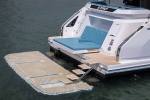 2026 Cruisers Yachts 57 Fly for sale - photo 5