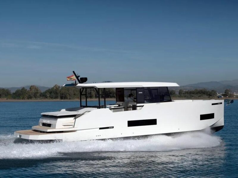 2026 De Antonio Yachts D50