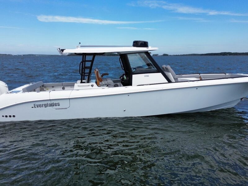 2026 Everglades 375 Center Console