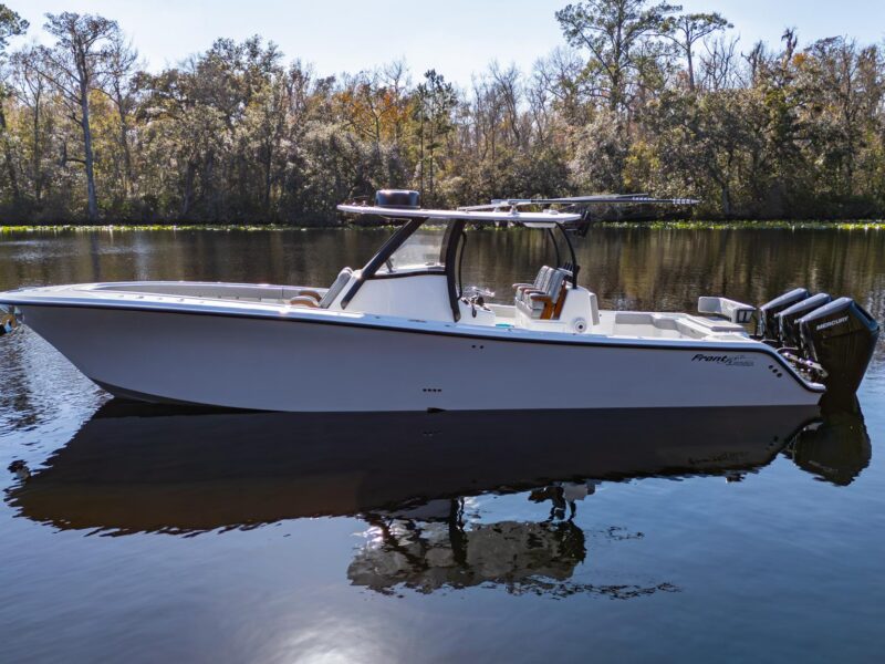2026 Front Runner 36 Center Console