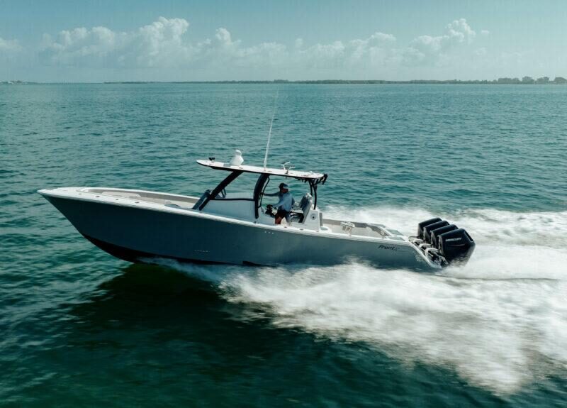 2026 Front Runner 39 Center Console