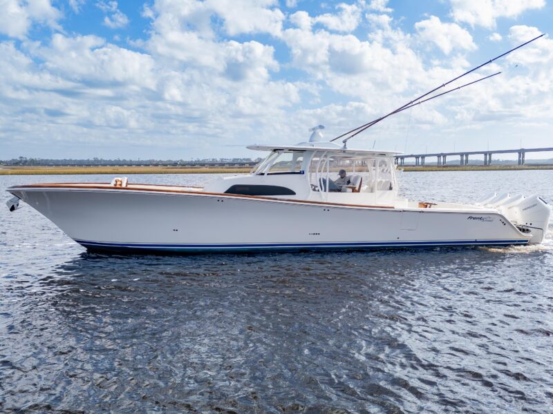 2026 Front Runner 47 Center Console