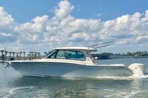 2026 Grady-White Freedom 415 for sale - photo 2