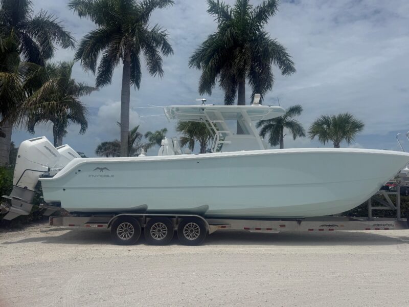 2026 Invincible 33 Catamaran