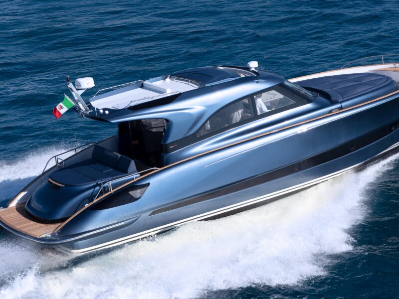 2026 Solaris Power 48 Lobster