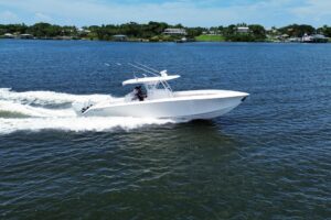 2027 Bahama 37 for sale - photo 2