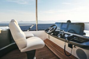 2027 Princess F65 for sale - photo 3