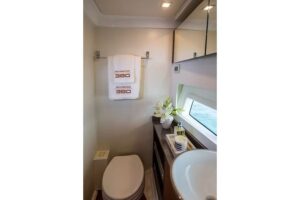 2027 Schaefer 380 for sale - photo 7