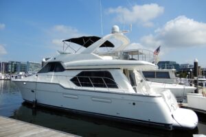 2000 Bayliner 5288 Pilot House Motoryacht for sale - photo 3