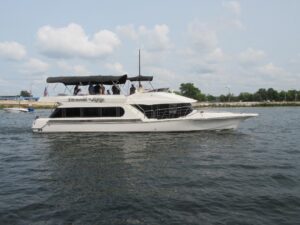 2000 Bluewater Yachts 5200 Millenium for sale - photo 3