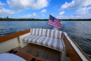 2000 Hinckley Picnic Boat 36 Classic for sale - photo 6