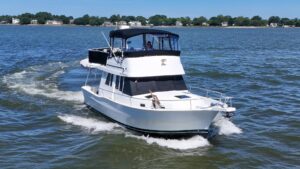 2000 Mainship 390 Trawler for sale - photo 2