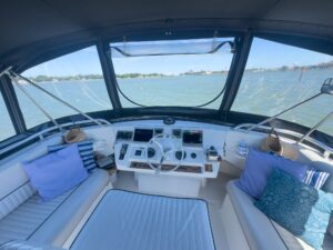 2000 Mainship 390 Trawler for sale - photo 7